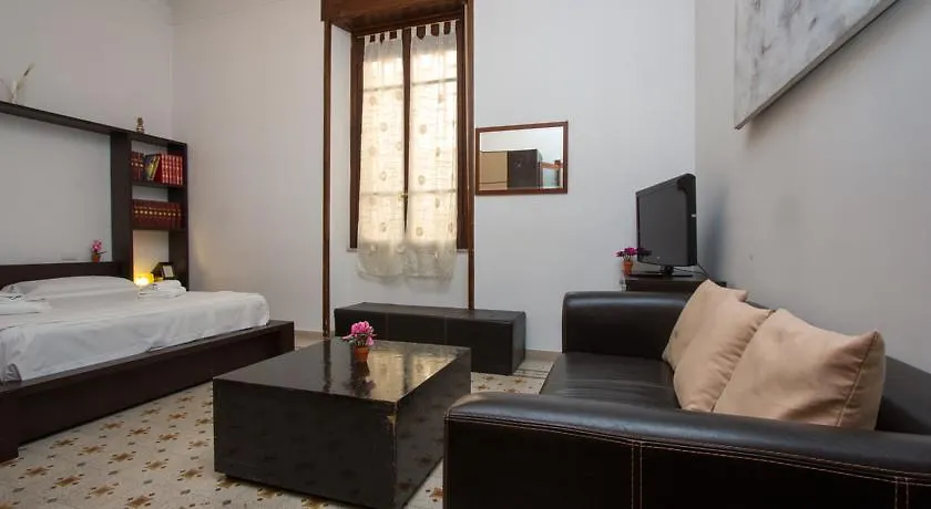 Residenza Ave Roma Bed & Breakfast 4*, Rome
