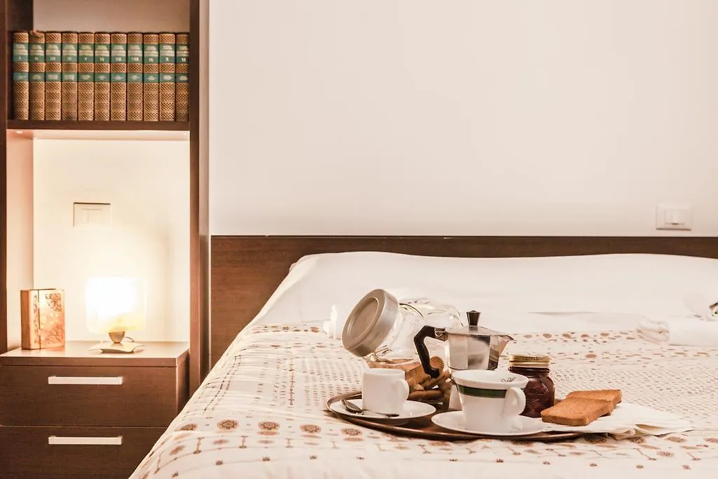 Residenza Ave Roma Bed & Breakfast Rome
