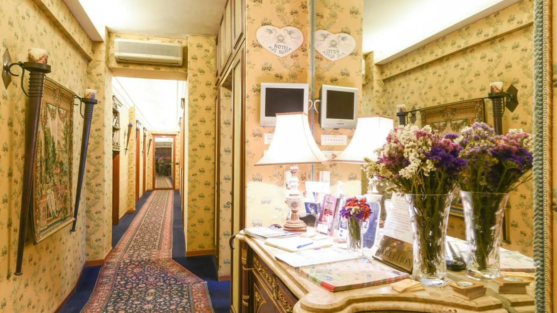 Bed and Breakfast Residenza Ave Roma 4*, Рим