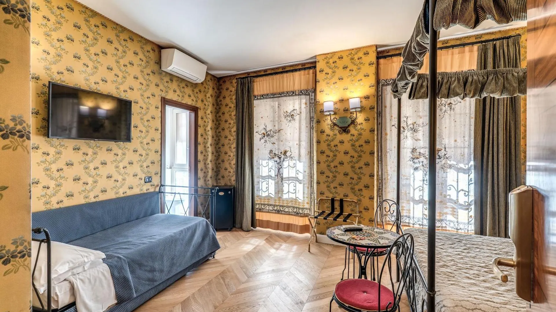 Residenza Ave Roma Bed and Breakfast