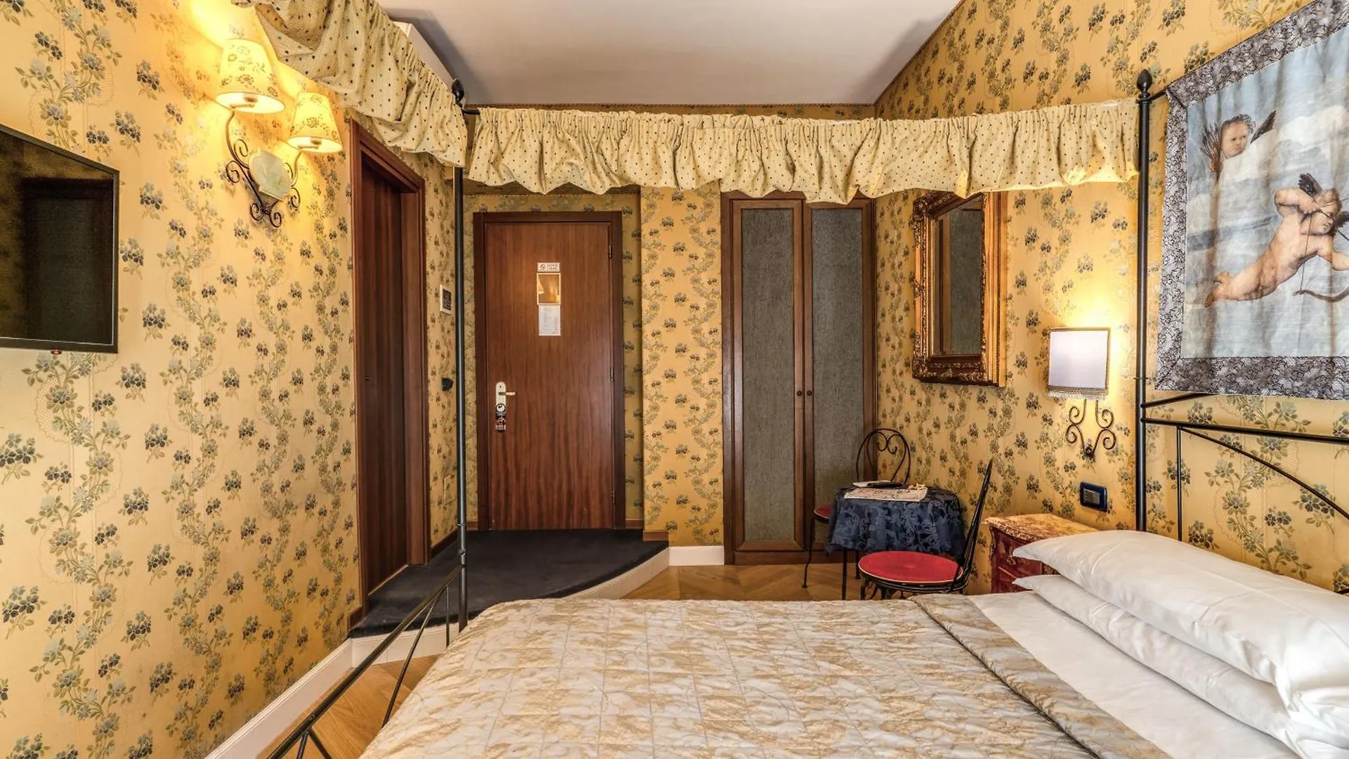 Residenza Ave Roma Bed and Breakfast