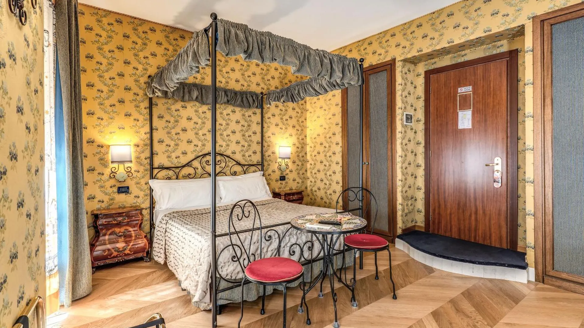 Residenza Ave Roma Bed and Breakfast  Ρώμη